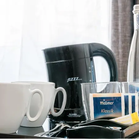 Cafe Adler 24h Self Check In 3* 特里贝格