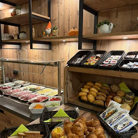 Cafe Adler 24h Self Check In 3*