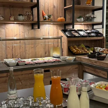 Cafe Adler 24h Self Check In Triberg im Schwarzwald