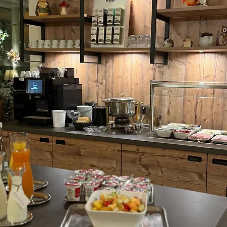 Cafe Adler 24h Self Check In Hotel 3*