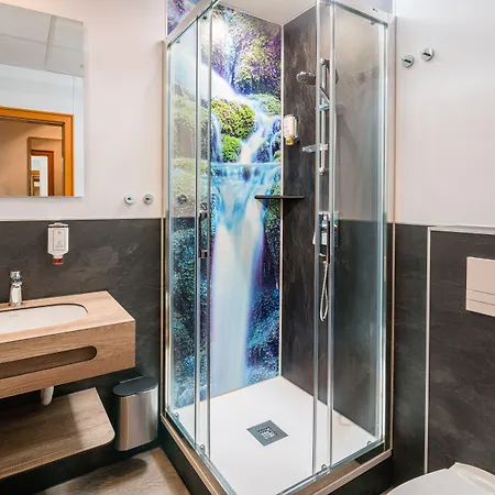 Cafe Adler 24h Self Check In 特里贝格