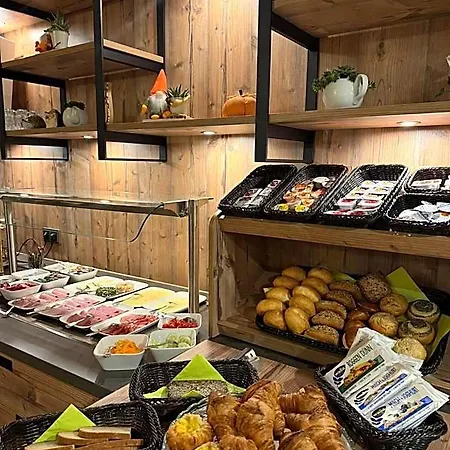 Cafe Adler 24h Self Check In